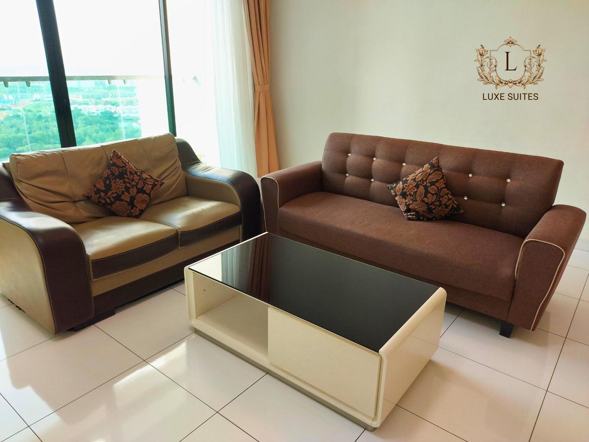 Luxe Suites At Skyloft Johor Bahru Luaran gambar