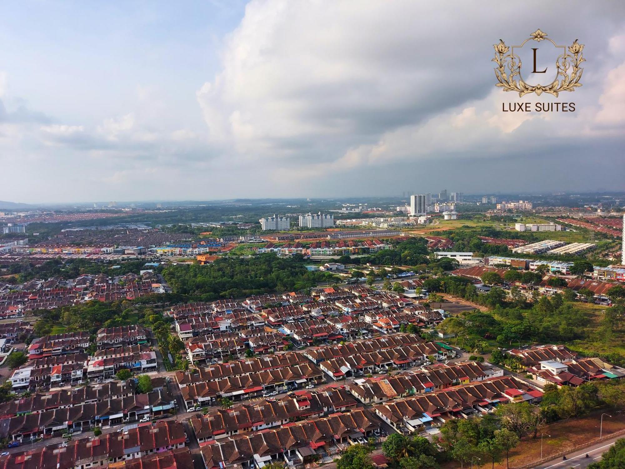 Luxe Suites At Skyloft Johor Bahru Luaran gambar